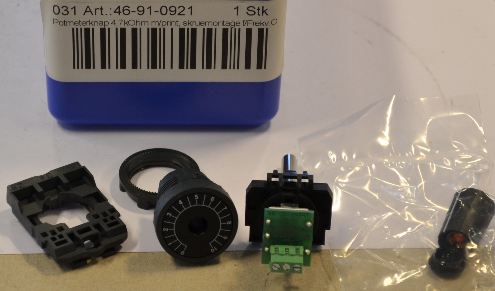 Button 4,7kOhm potmeter f/Frekv.O. cpl